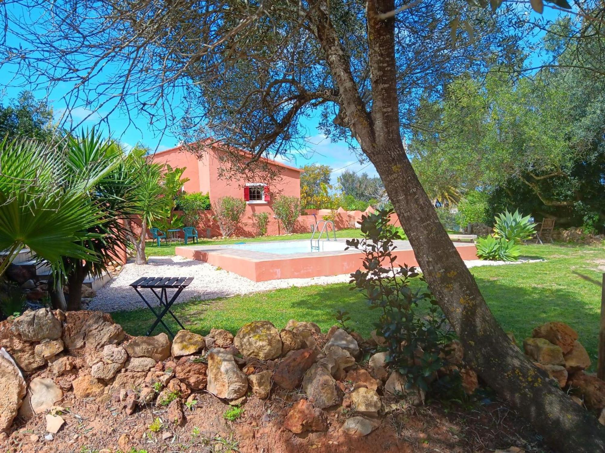 2 Bedrooms House In Сasa de vacaciones *